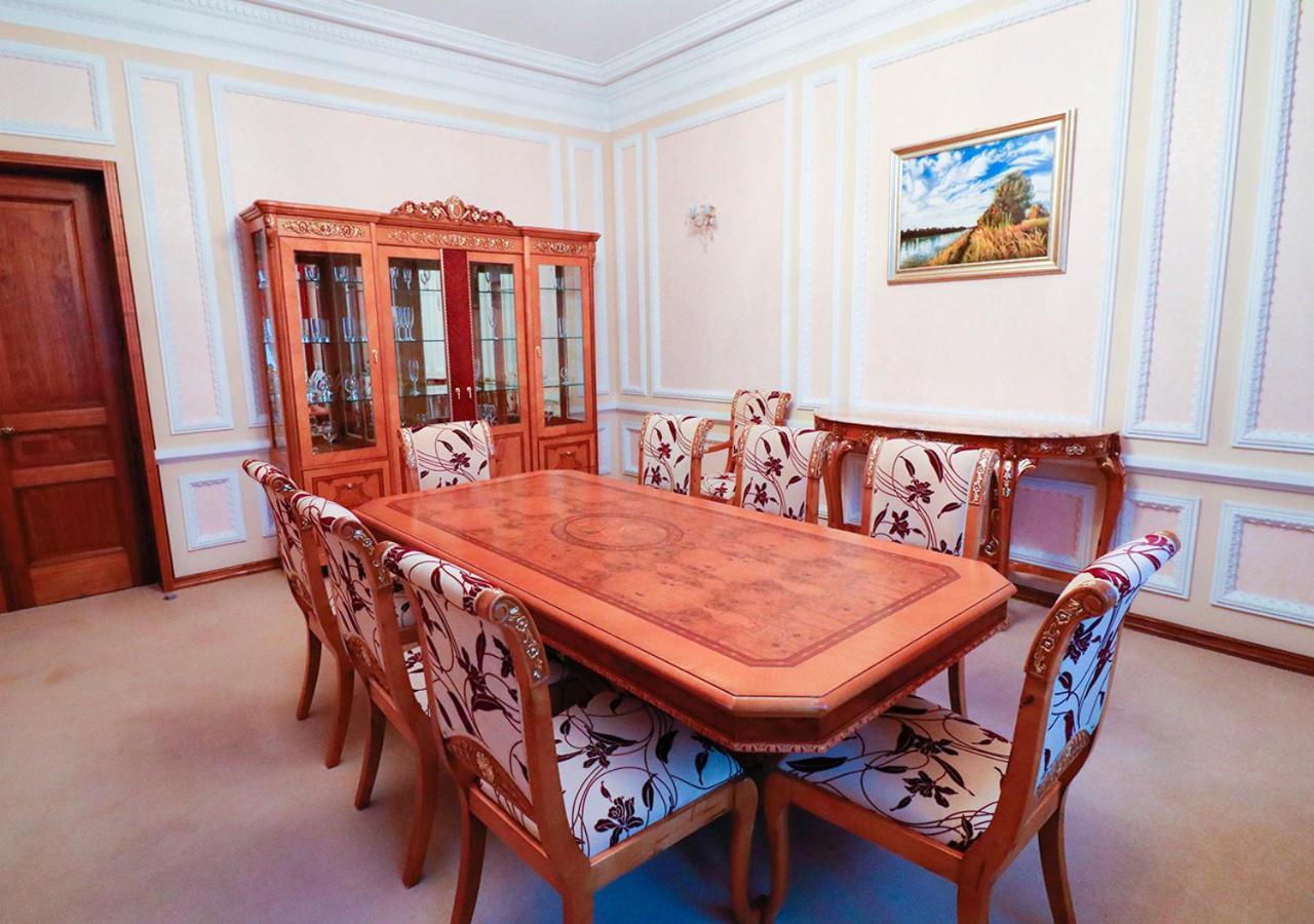 Vip Apartments Dipservice Hall Minsk Exterior photo